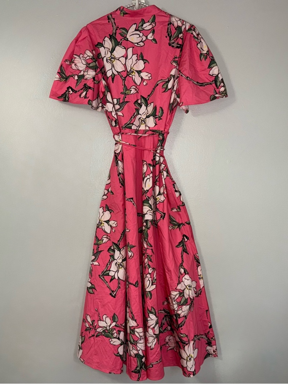 LEO LIN BIANCA SHORT SLEEVE MIDI DRESS IN PINK MAGNOLIA PRINT - Picture 5 of 17
